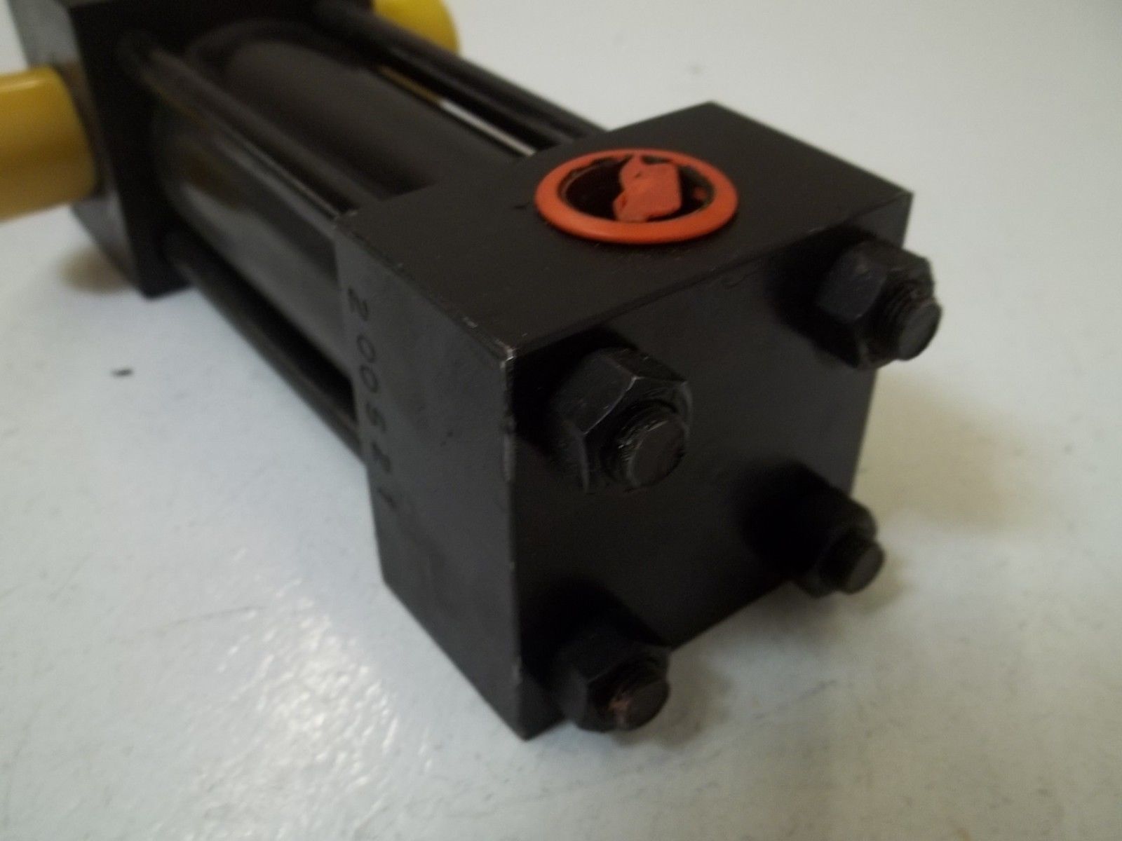 PARKER CD2HLUS13AC PNEUMATIC CYLINDER UNMP