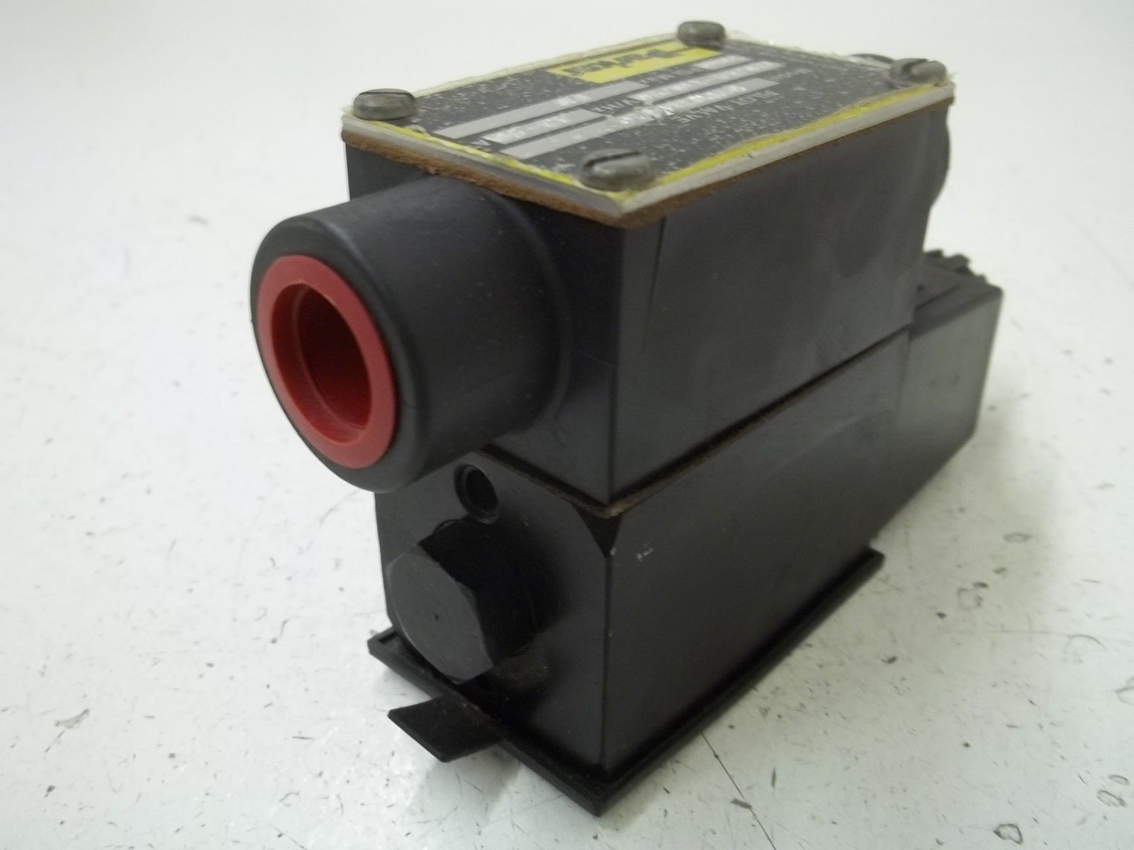 PARKER D1VM20BT40 SOLENOID VALVE NSNP