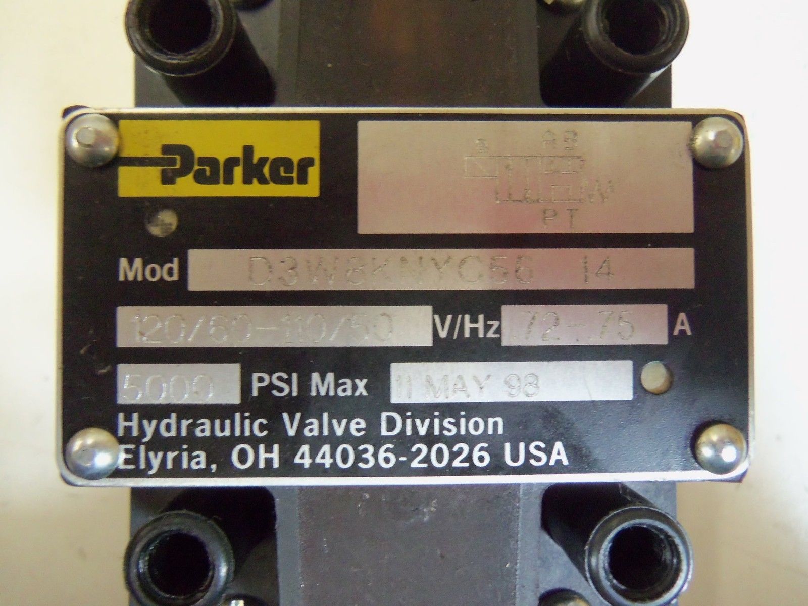 PARKER D3W8KNYC56  -14 *NEW IN BOX*