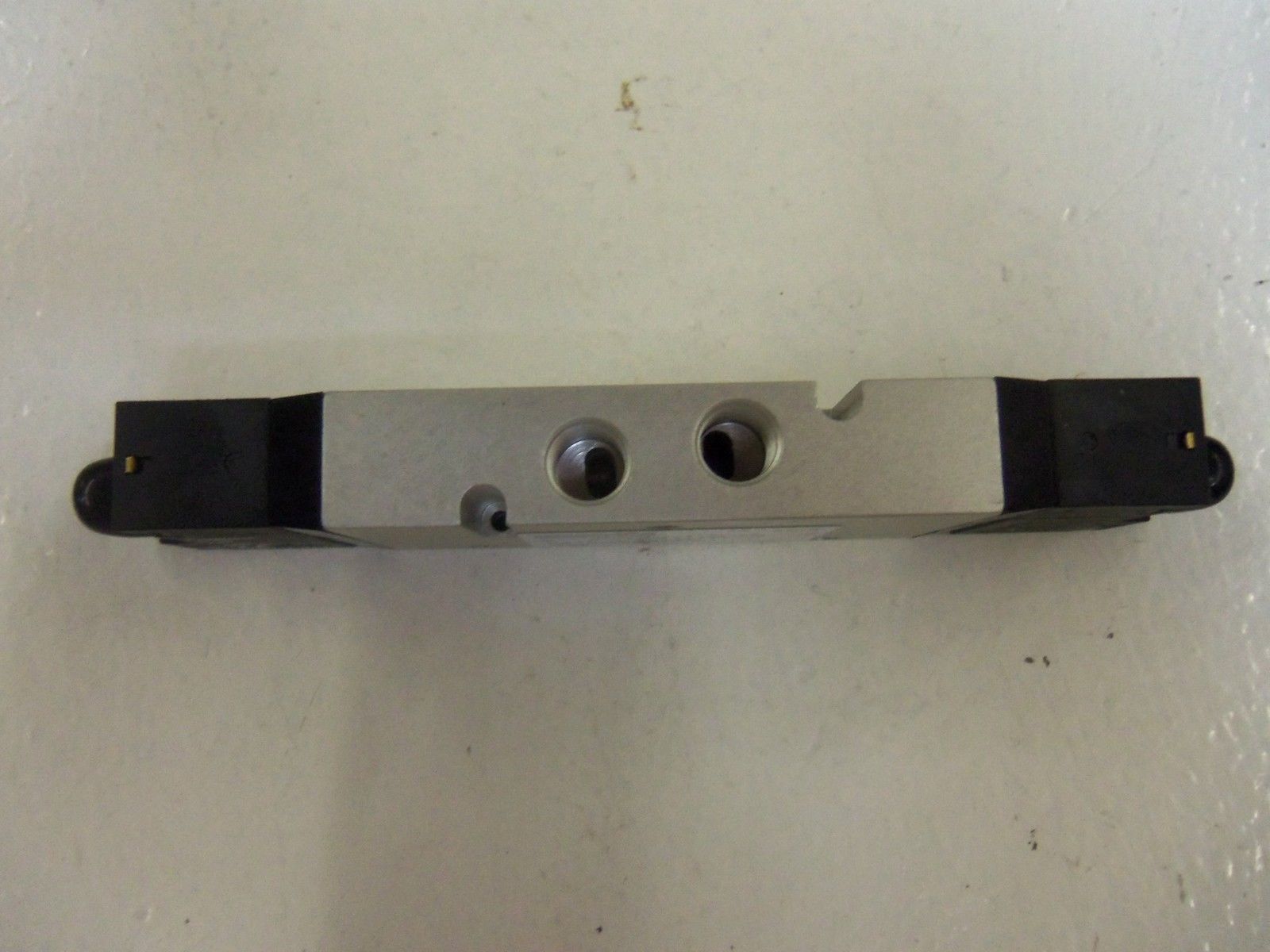 PARKER EZ12NBB549A DOUBLE SOLENOID VALVE NSMP