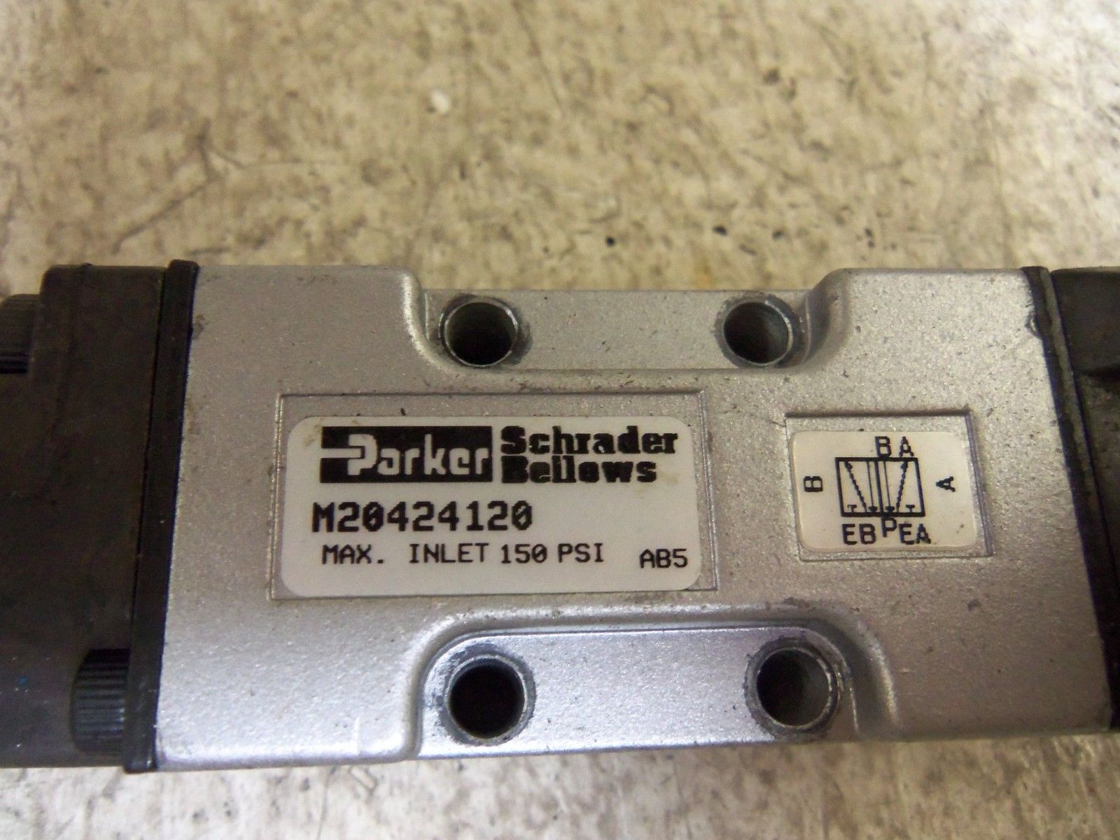 PARKER M20424120 UNMP