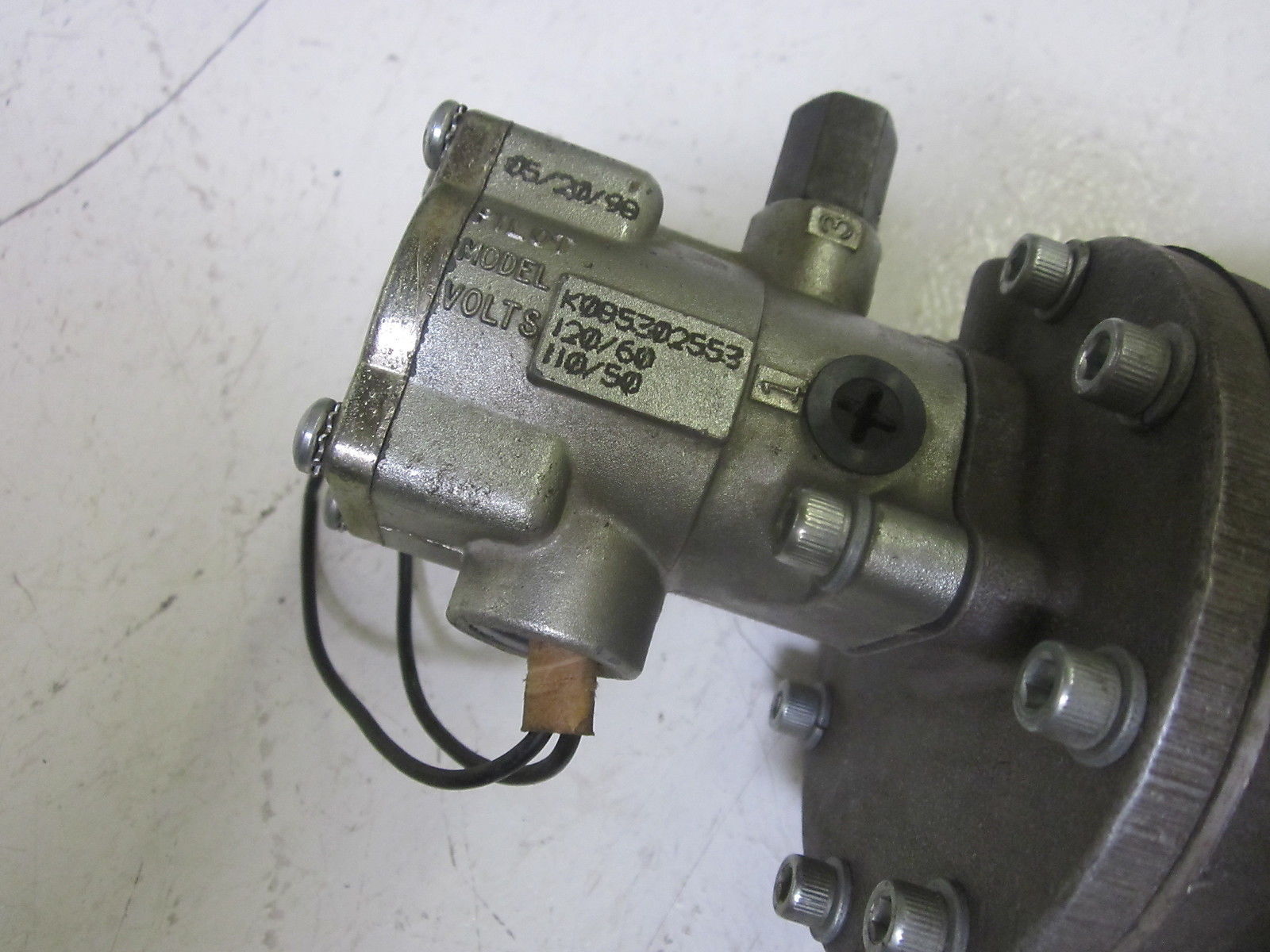 PARKER N3657304853P VALVE 150PSIG W/ K095302553 110/120V UNMP