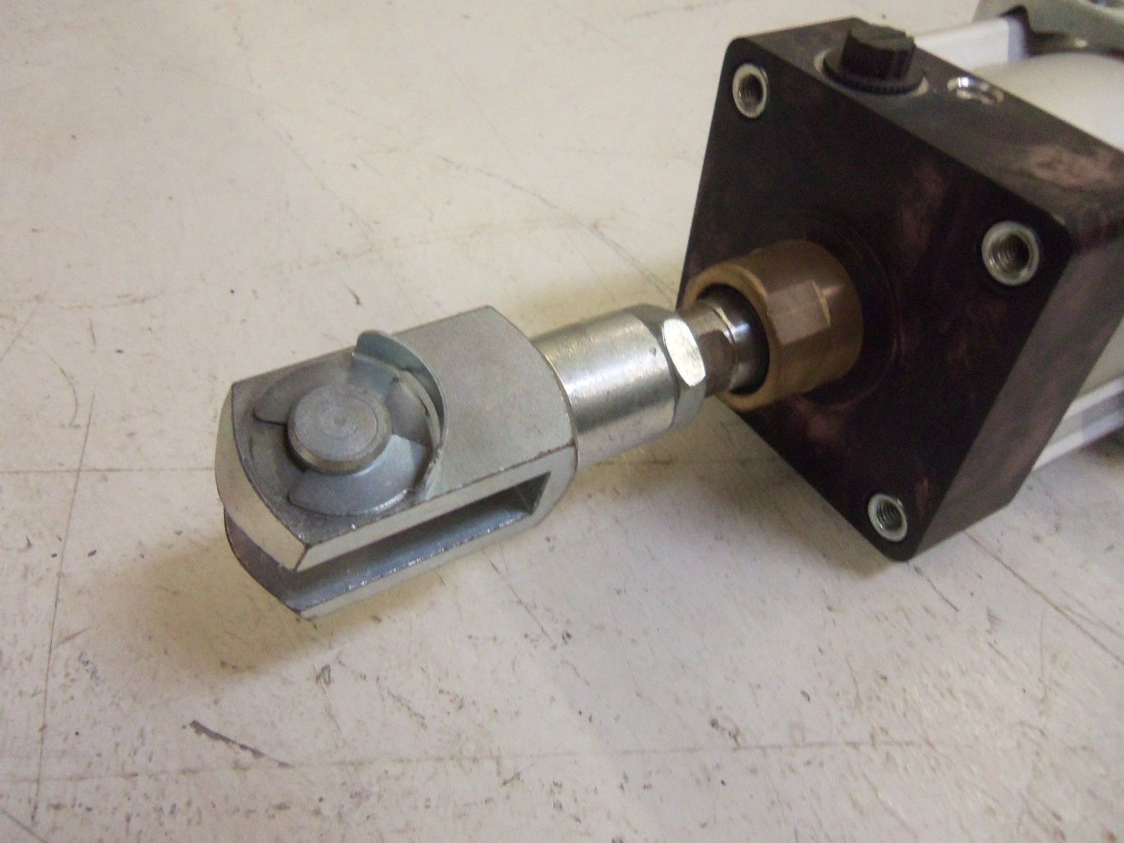 PARKER P1D4G100MC-0250NGNNN CYLINDER UNMP