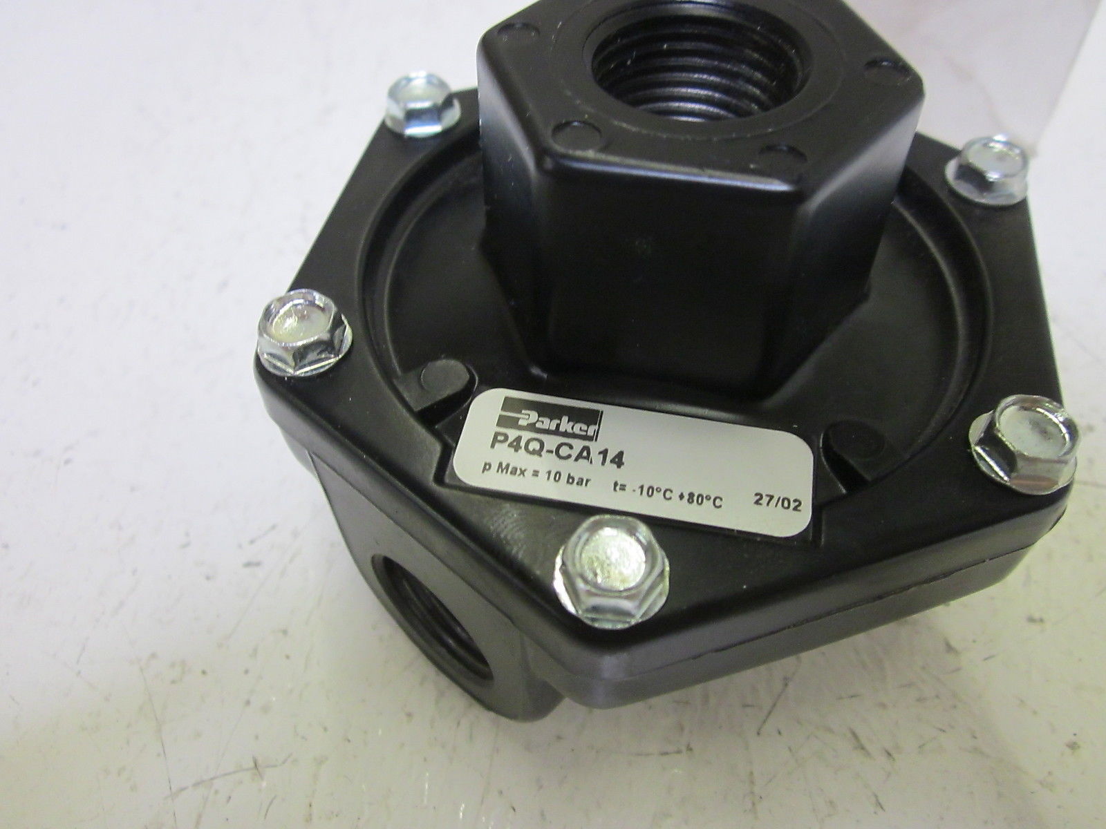 PARKER P4Q-CA14 VALVE 3/8" NSMP