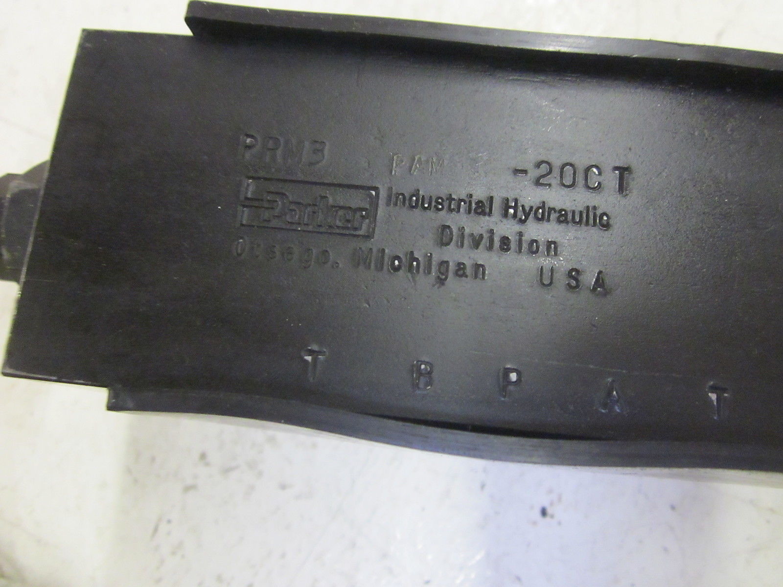 PARKER PRM3PAM20 FLOW CONTROL VALVE  UNMP
