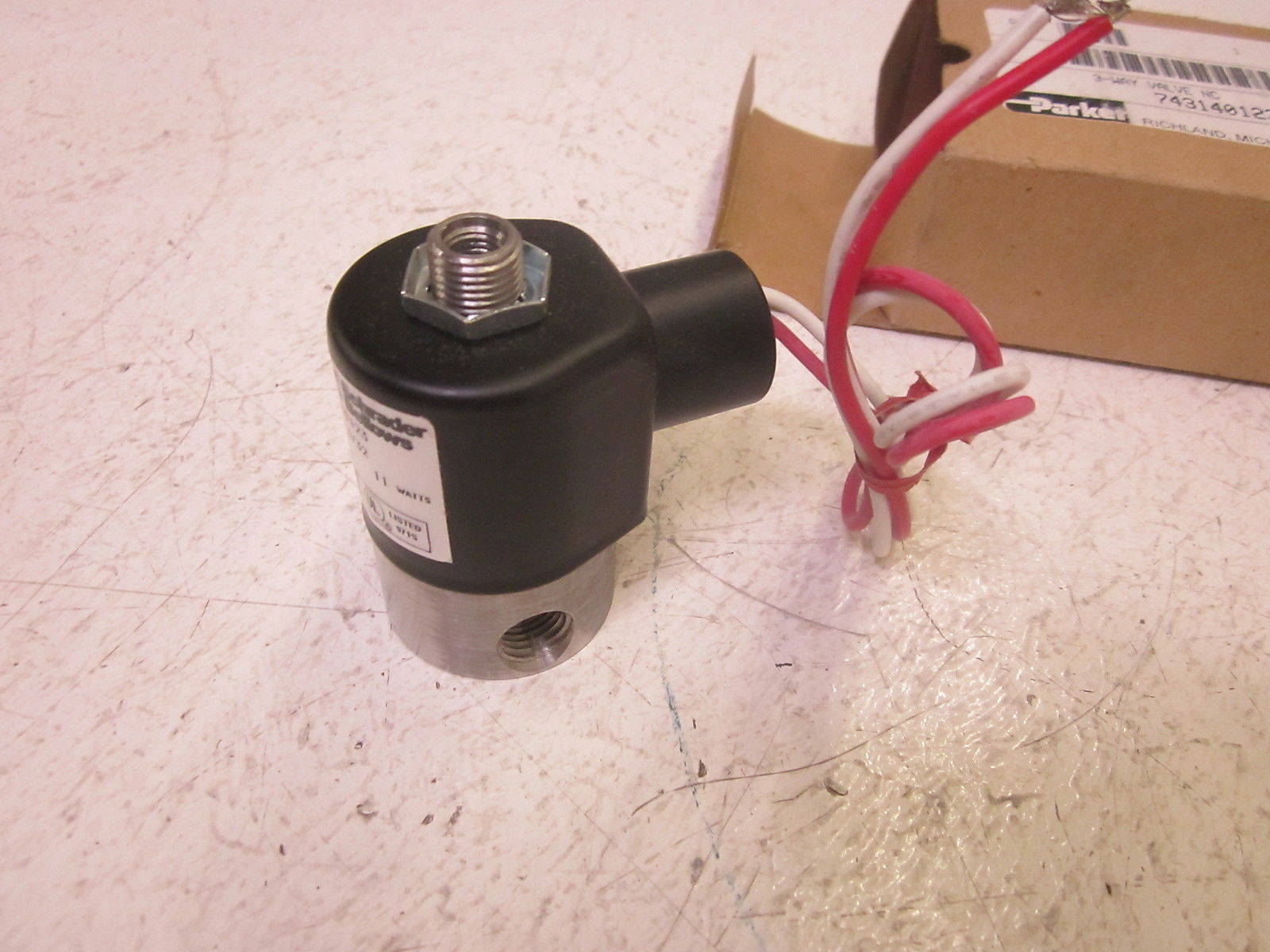 PARKER SCHRADER BELLOWS 743140123 3-WAY VALVE NSMP