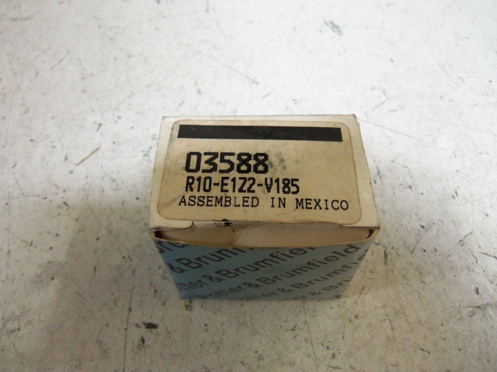 P& B   R10-E1Z2-V185  *NEW*