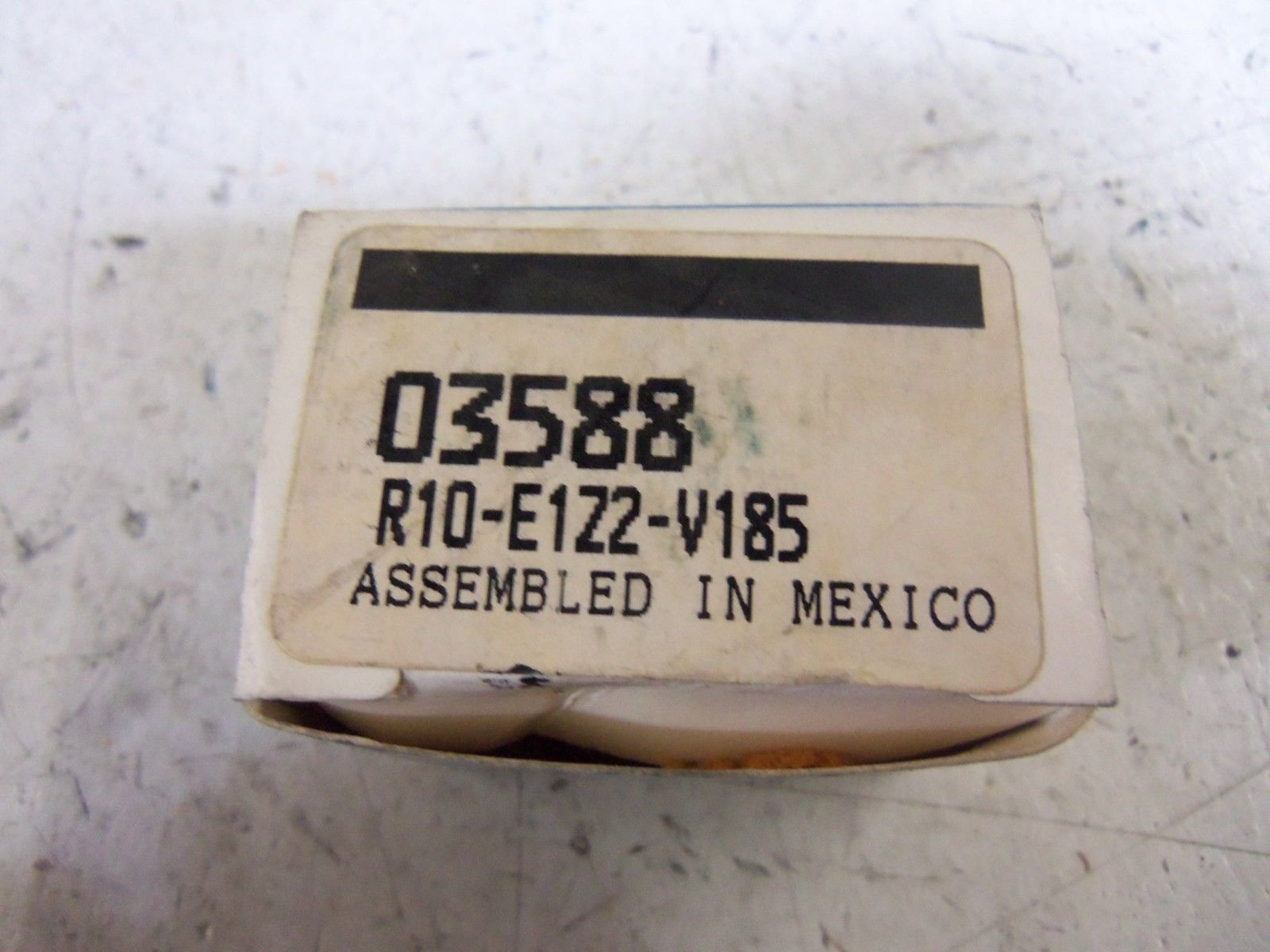 P& B   R10-E1Z2-V185  *NEW*