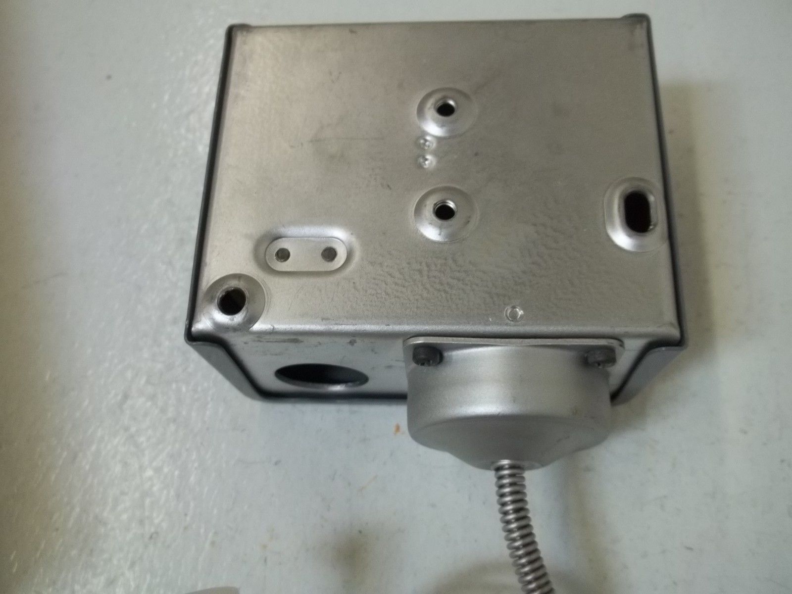 PENN 270AP10 MODEL 2351 CLOSE HI, HI PRESSURE NSMP