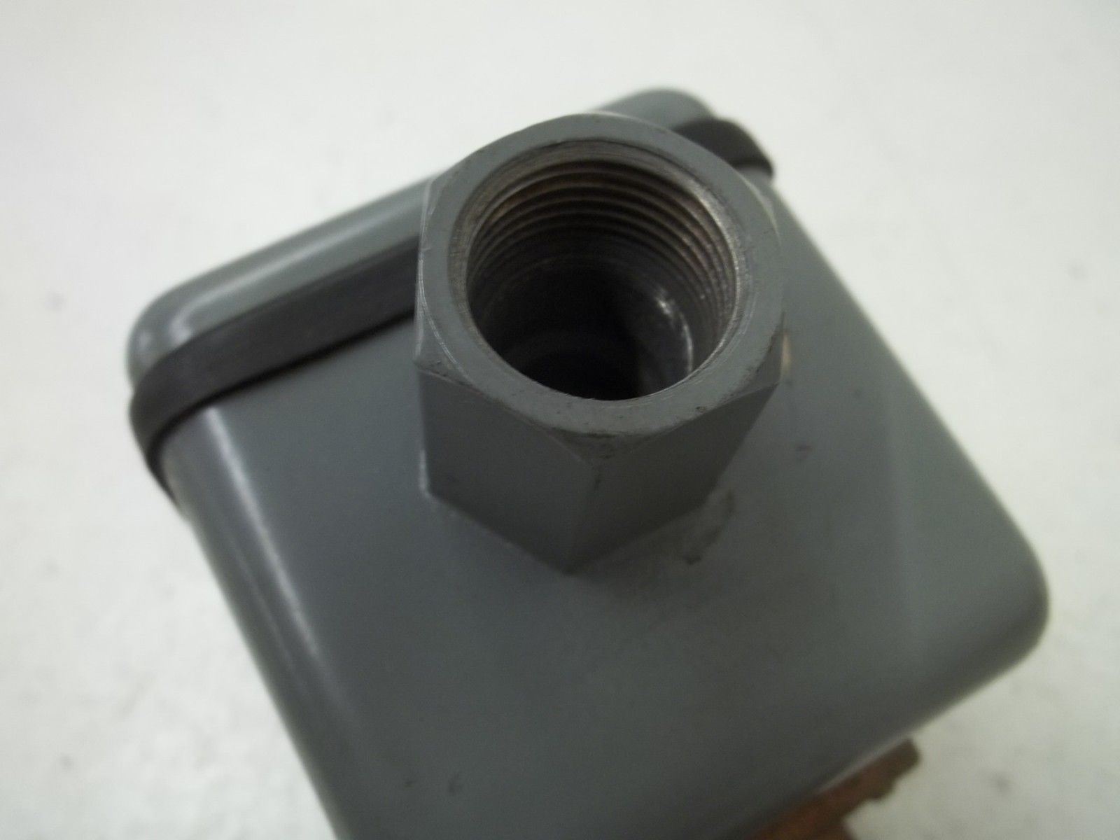 PENN F61MD-2 FLOW CONTROL NSNP