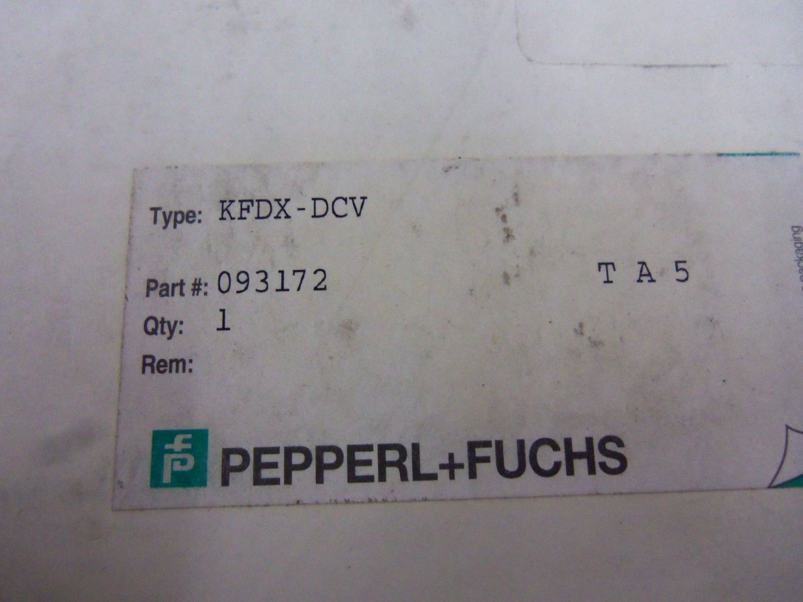 PEPPERL+FUCHS KFDX-DCV DC INPUT FIELD CONFIGURABLE ISOLATOR *NEW IN BOX*