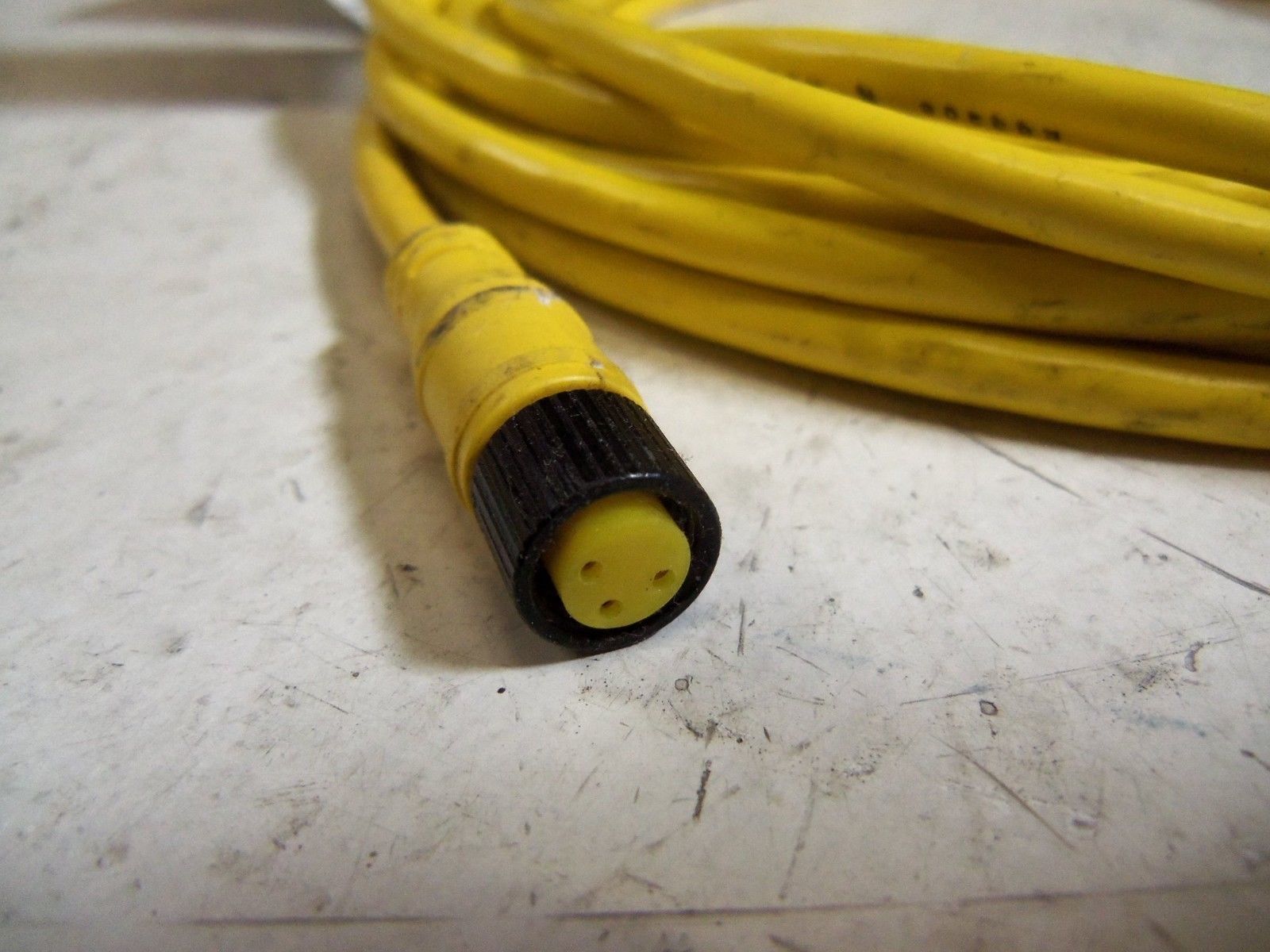 PEPPERL+FUCHS V3-GM-7E5M-PVC-Y904296 CORDSET 904296 UNMP