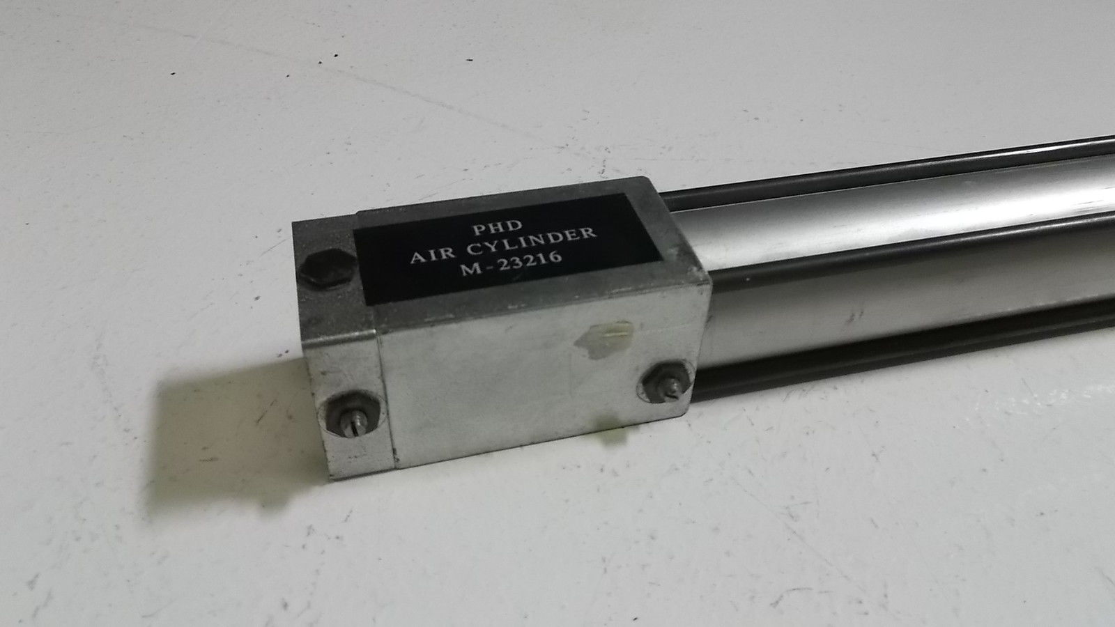 PHD ML-23216 AIR CYLINDER UNMP