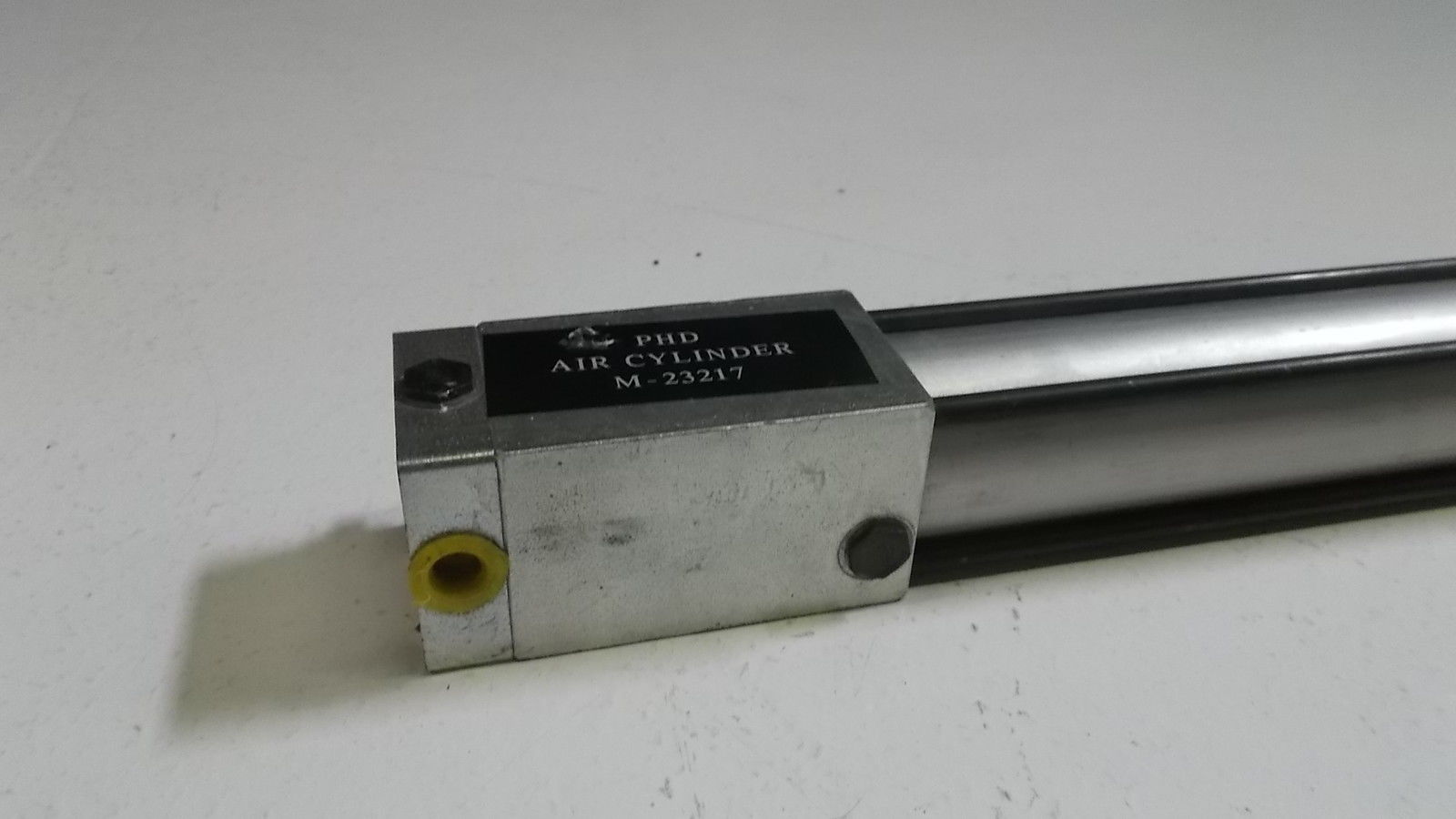 PHD ML-23217 AIR CYLINDER UNMP