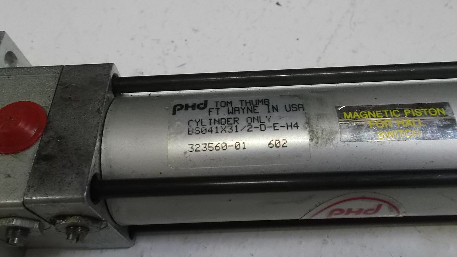 PHD CYLINDER BS041X31/2-D-E-H4 UNMP