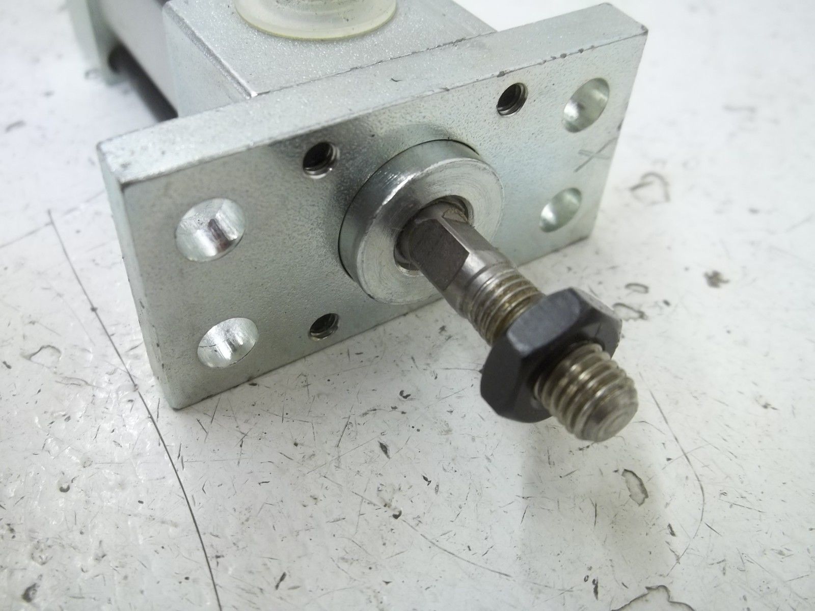 PHD, INC. ARF3/4X3/4 PNEUMATIC CYLINDER NSNP