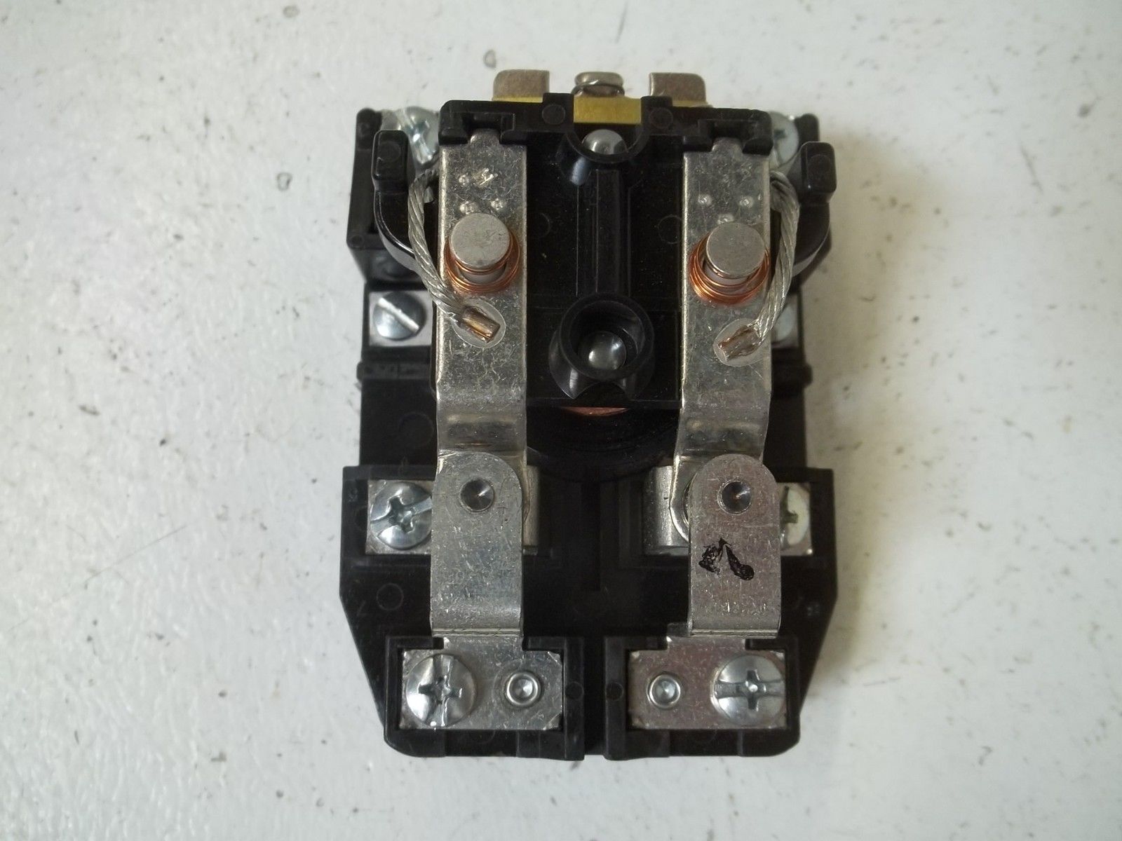 PHILIPS ECG RLY1242 RELAY 30AMPS COIL 12 VAC NSMP