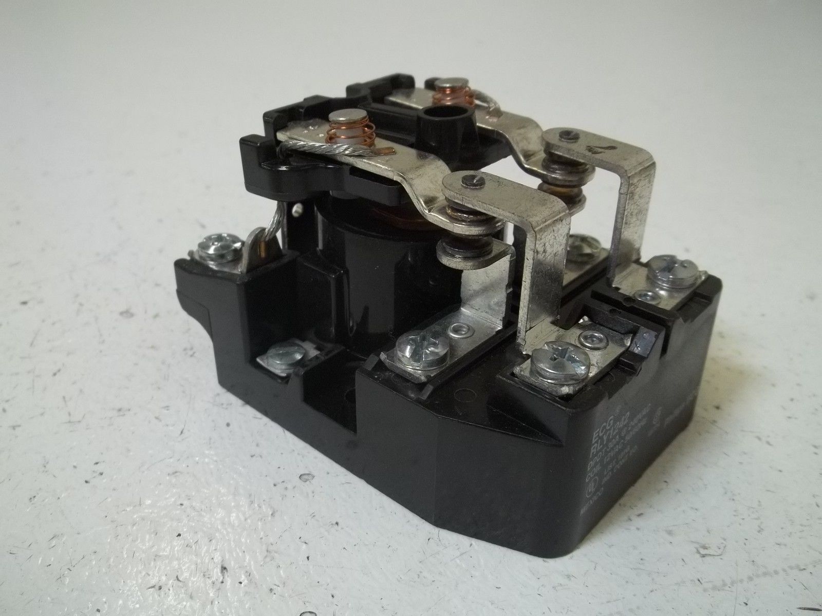 PHILIPS ECG RLY1242 RELAY 30AMPS COIL 12 VAC NSMP