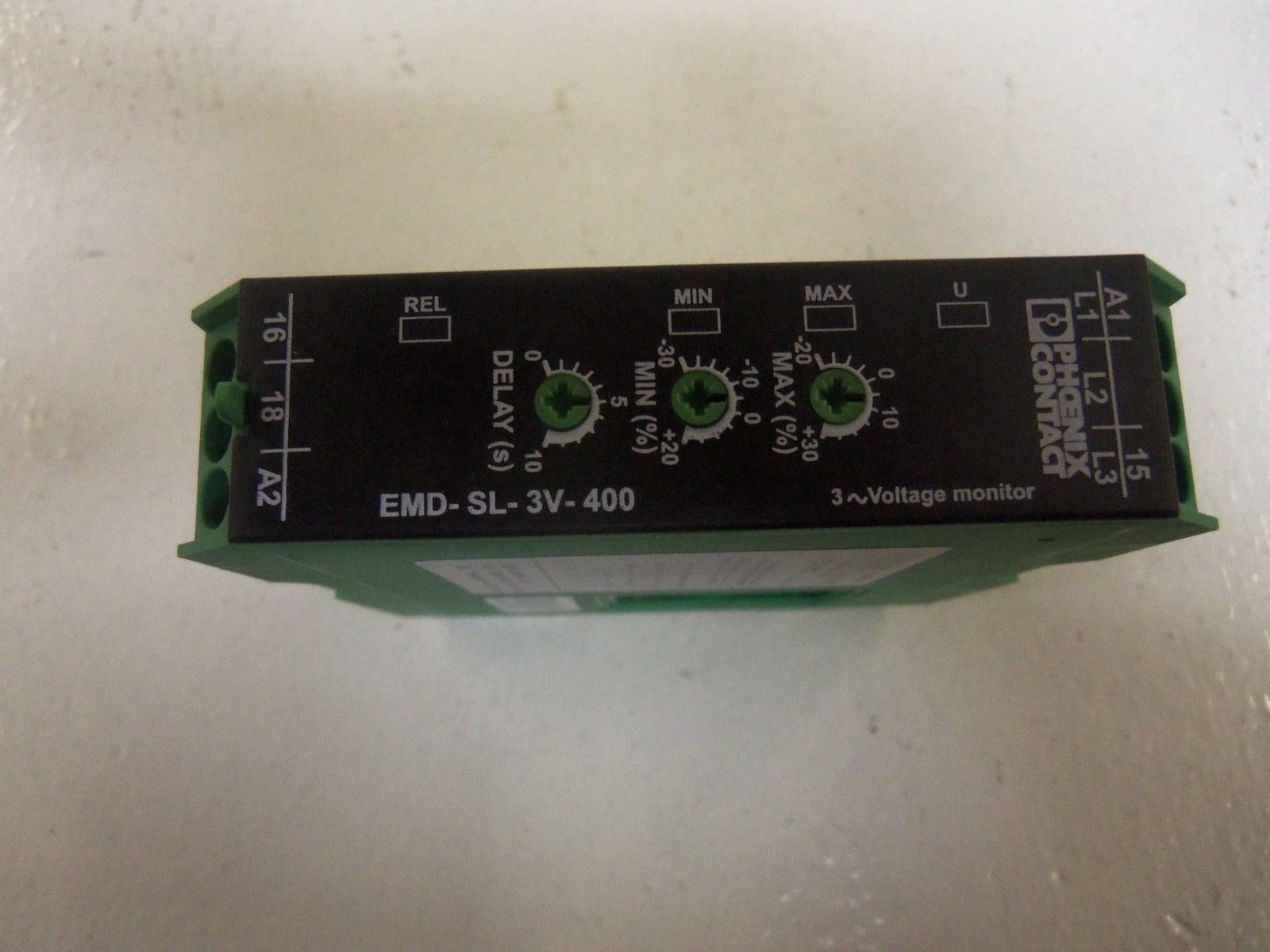PHOENIX CONTACT EMD-SL-3V-400 2866051 MONITORING RELAY *NEW IN BOX*