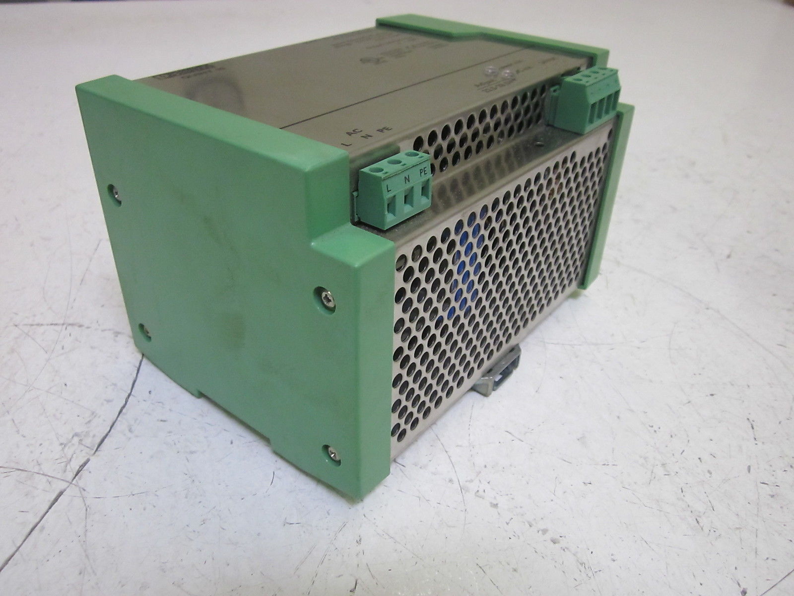 PHOENIX CONTACT QUINT 10 POWER SUPPLY PS-120AC/24DC/10 120VAC UNMP