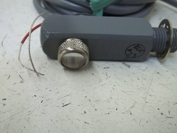 PHOTOSWITCH 47CN4-4002 SENSOR (AS PICTURED)  *NEW NO BOX*