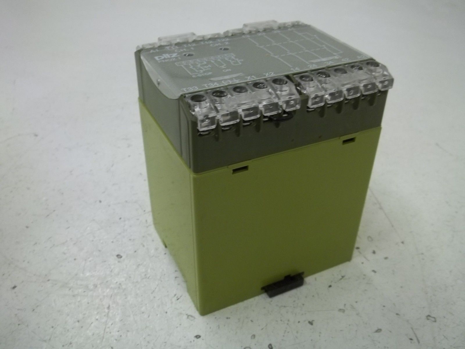 PILZ PNOZ1110VAC3S1O SAFETY RELAY 110VAC NSMP