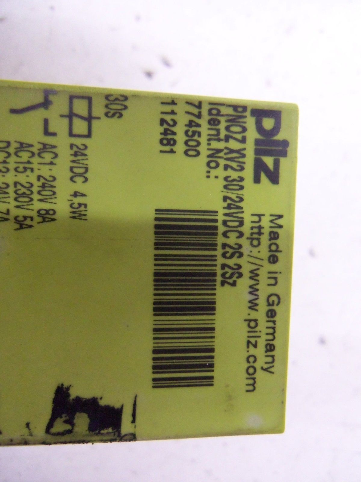 PILZ PNOZ XV2 30/40VDC 2S 2Sz UNMP