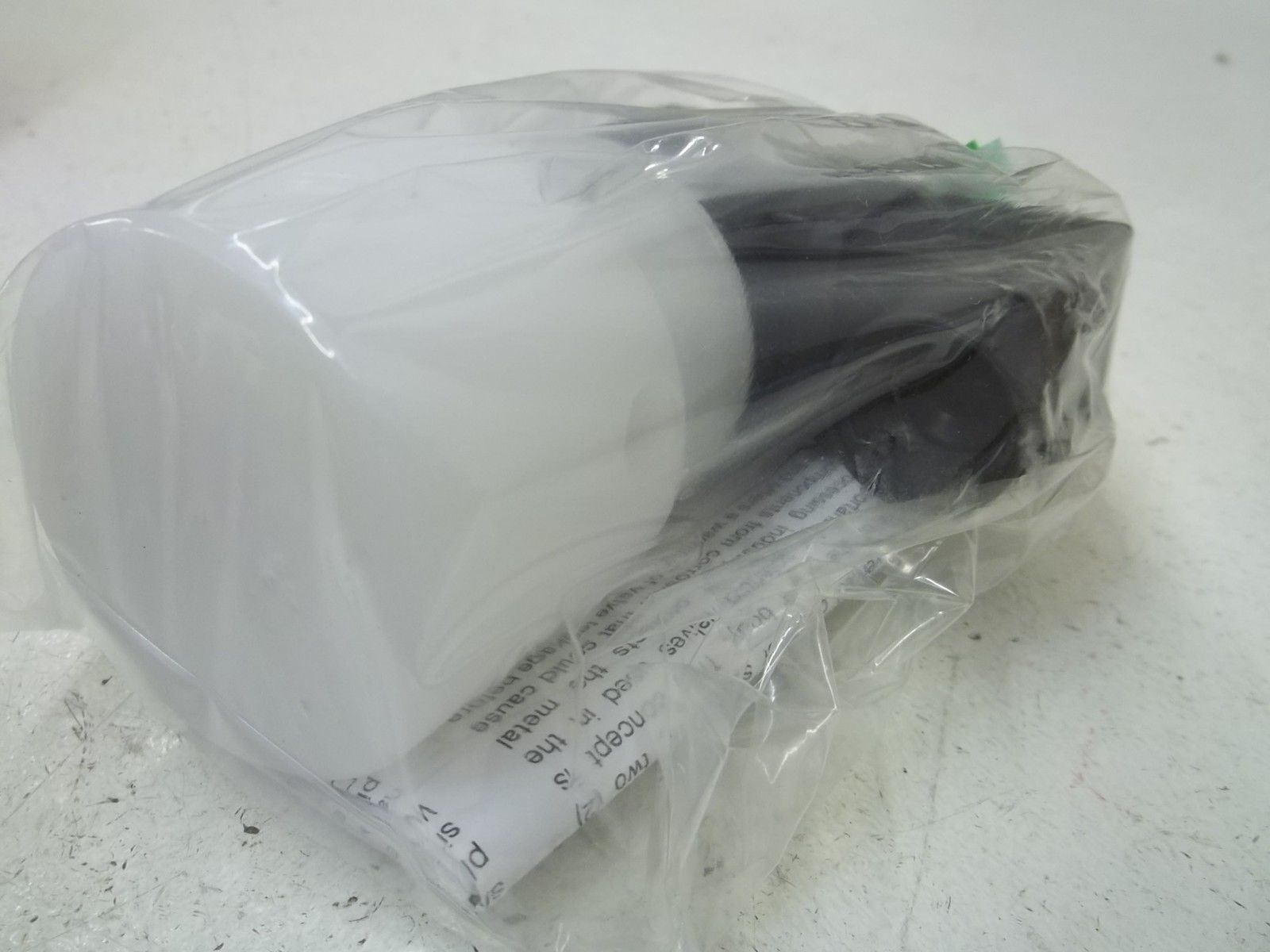 PLAST-O-MATIC EAST2V8W11-PP 1/4" POLYPRO SOLENOID VALVE NSMP