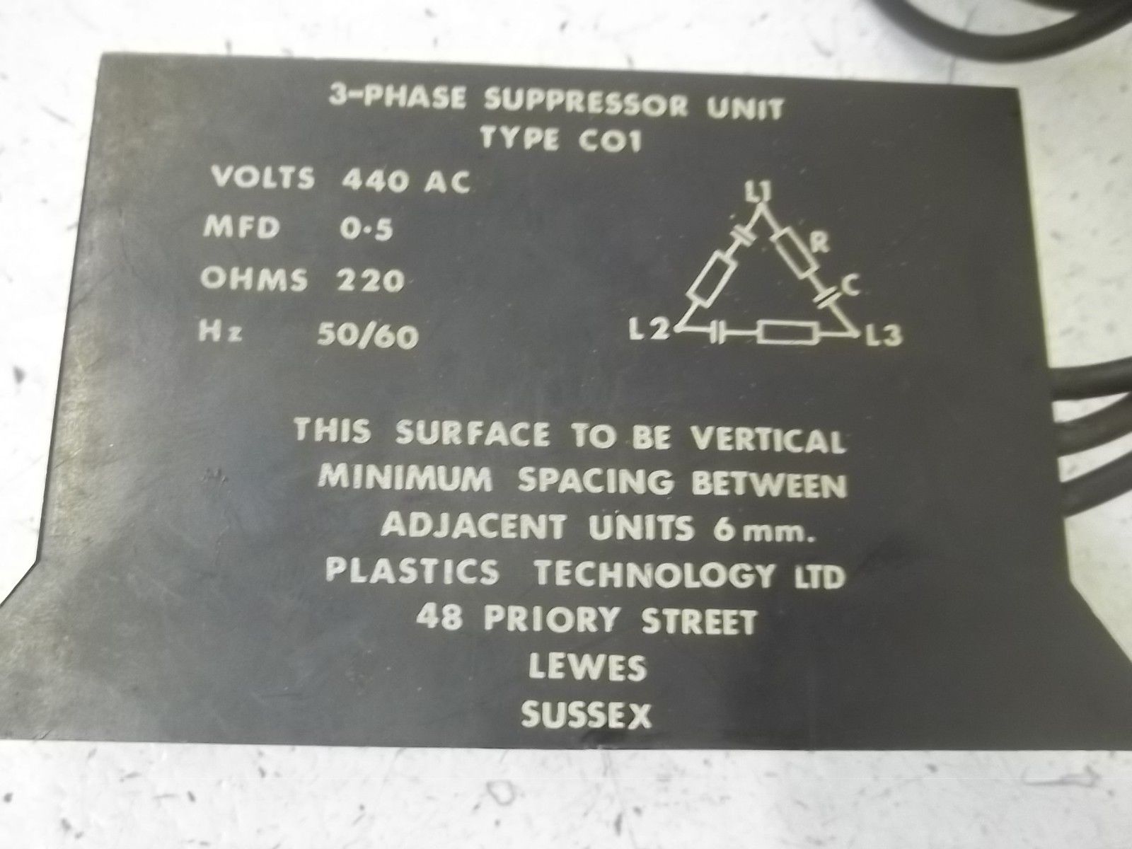 PLASTICS TECHNOLOGY LTD. TYPE CO1 3-PHASE SUPPRESSOR UNIT UNMP