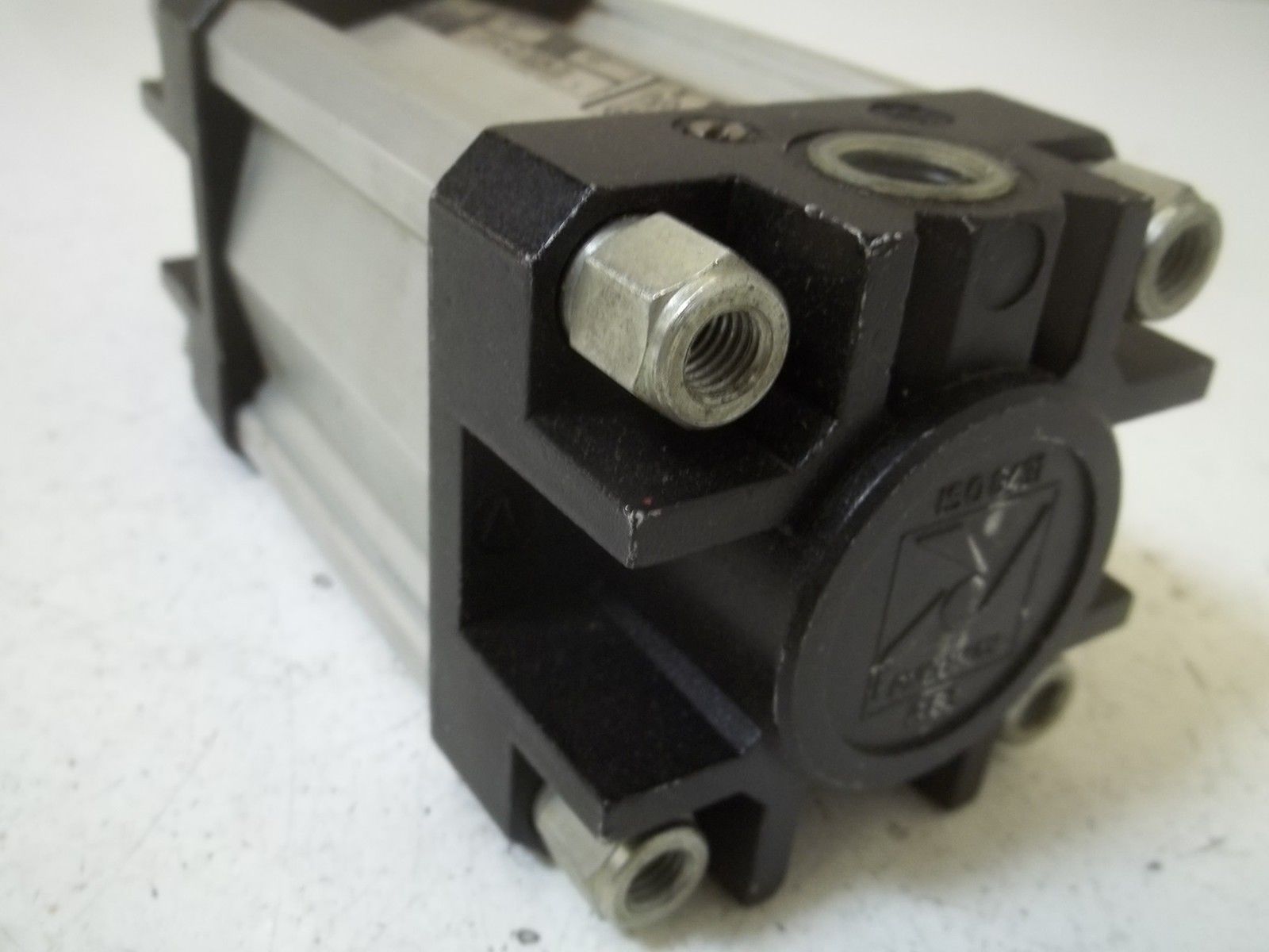 PNEUMAX 1319.63.0025.01 PNEUMATIC CYLINDER UNMP