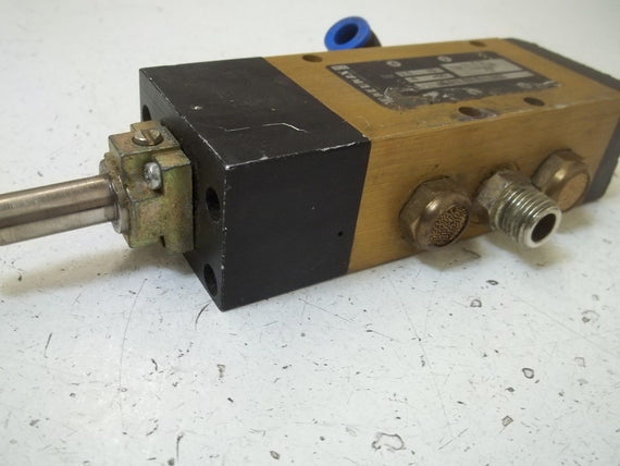 PNEUMAX 164/1.52.0.1.M2 SOLENOID VALVE (AS PICTURED) *USED*