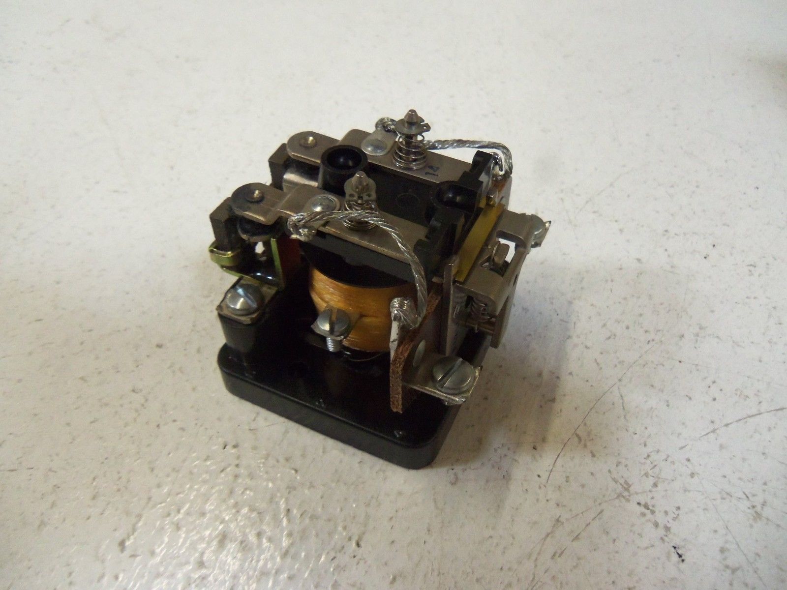 POTTER & BRUMFIELD PR-1946-2 110VDC UNMP