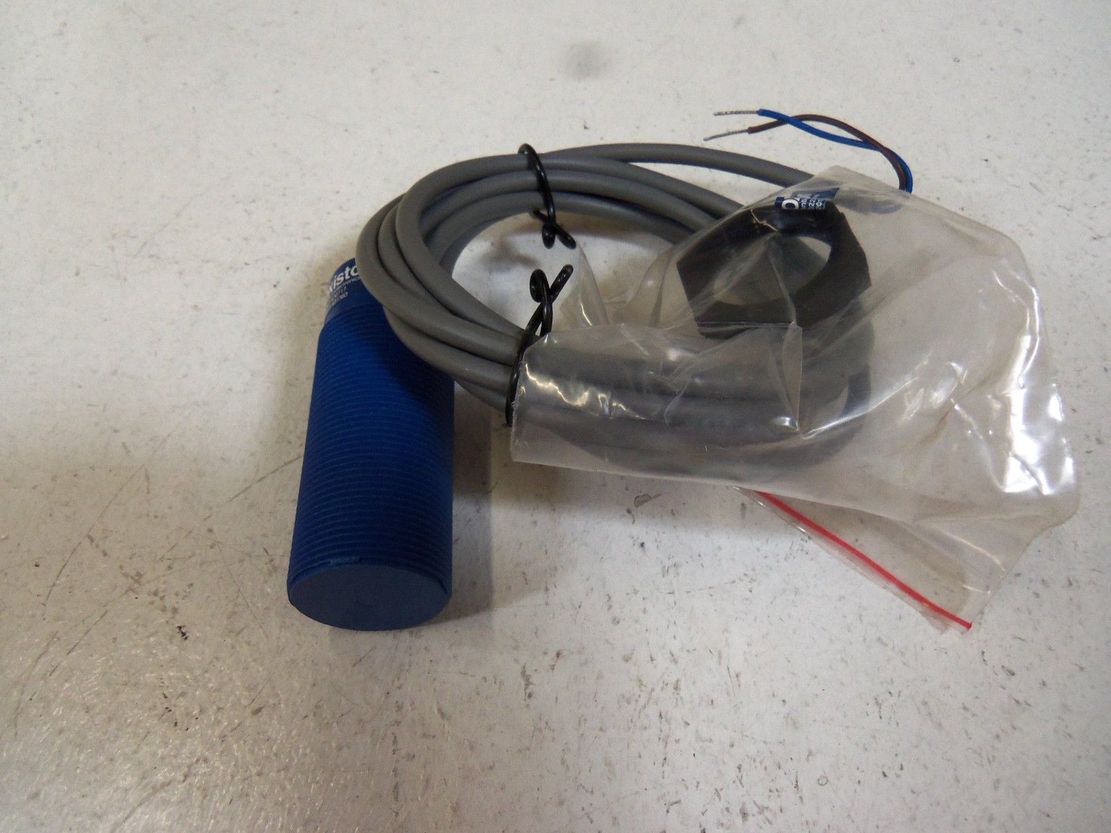 PROXISTOR SENSOR IAC-015-DSN (AS PICTURED) NSMP