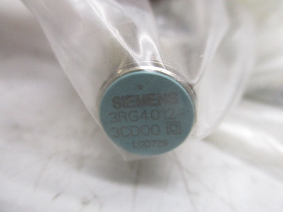 SIEMENS 3RG4012-3CD00 15-34VDC 0.2A NSMP
