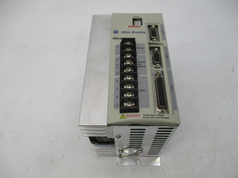 INDUSTRIAL SPARE PART 2098-DSD-020 SER. C F/W V1.52 120/240VAC 18A UNMP