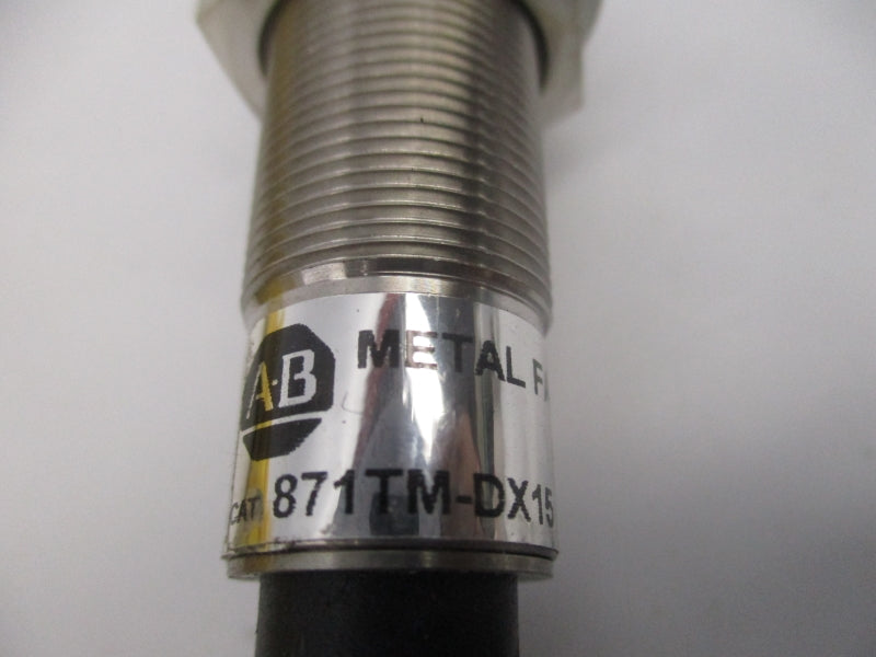 ALLEN BRADLEY 871TM-DX15 SER. A 10-30VDC NSNP