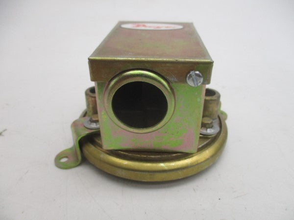 DWYER 191010 250VAC 15A 10PSI NSNP