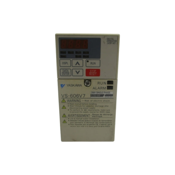 YASKAWA CIMR-V7CCB0P4 200-240V 7.4A UNMP