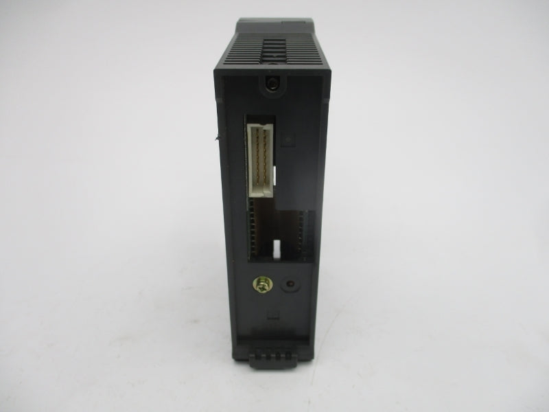 IDEC PF3S-T35K 12-24VDC 0.1A NSNP