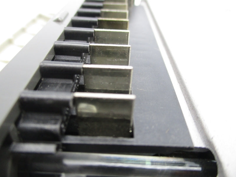 MODICON AS-B825-016 24VDC UNMP