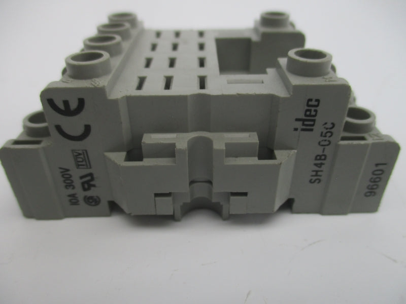 IDEC SH4B-05C 300V 10A NSNP