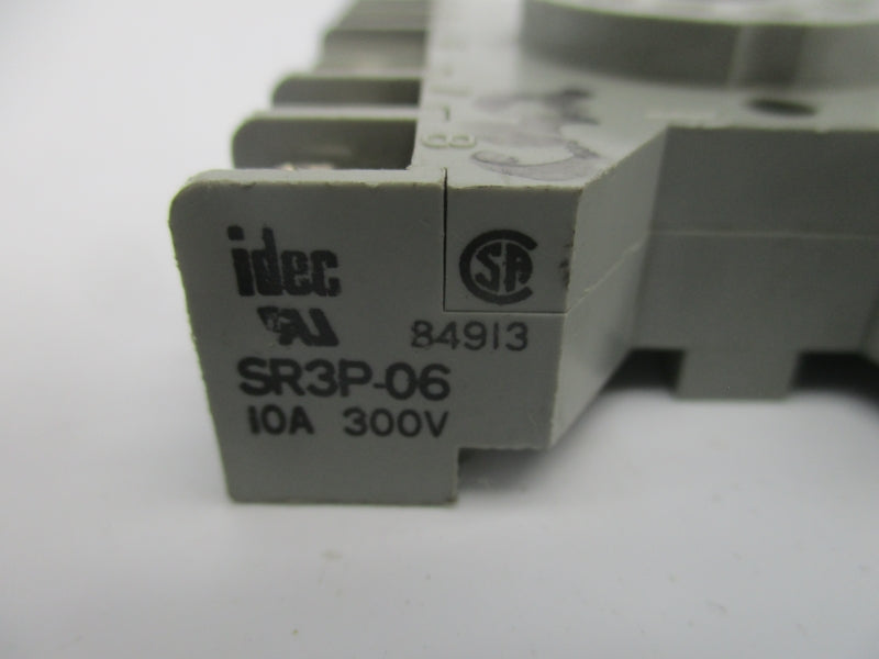 IDEC SR3P-06 300V 10A NSNP