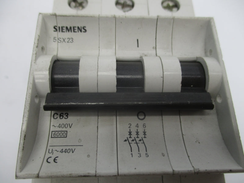 SIEMENS 5SX23 C63 400V 63A UNMP