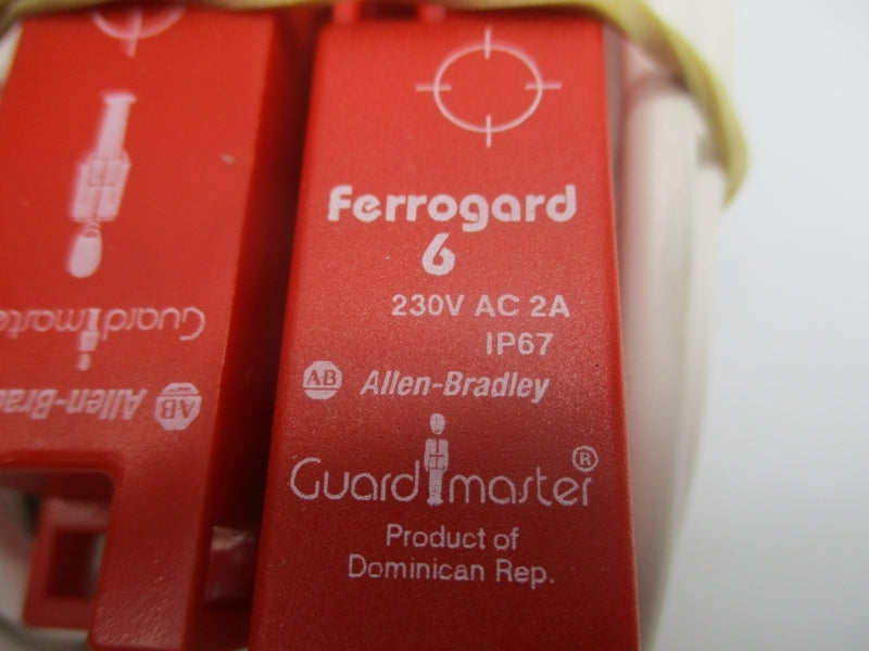 ALLEN BRADLEY 440N-G02028 SER. B 250VAC 2A (WH) NSMP