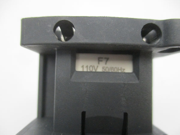 SCHNEIDER ELECTRIC CAD32F7 110V NSMP