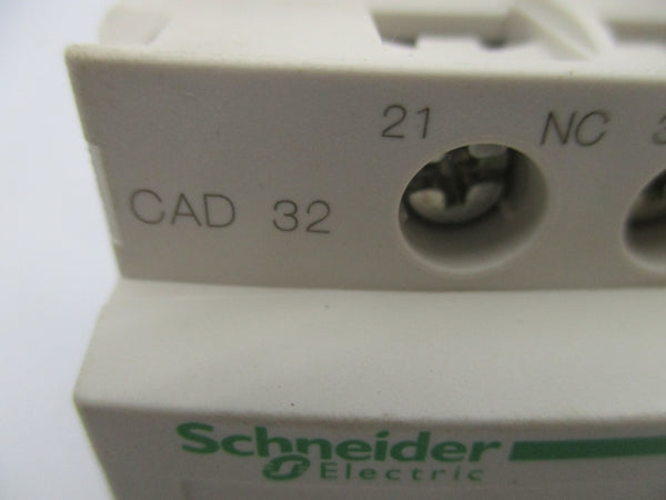 SCHNEIDER ELECTRIC CAD32F7 110V NSMP