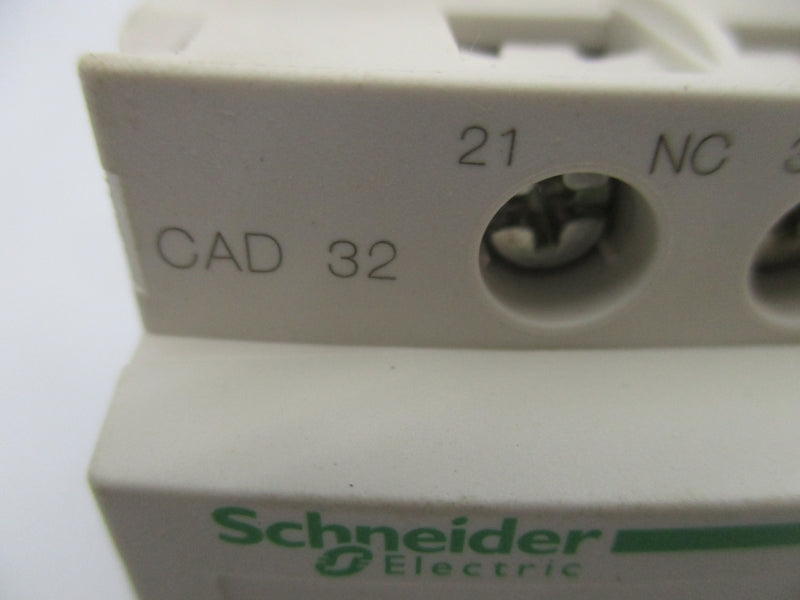 SCHNEIDER ELECTRIC CAD32F7 110V NSMP