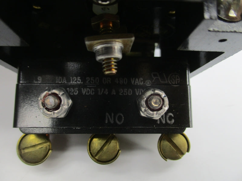 AGASTAT 7022ADT 120V 5-50SEC NSNP