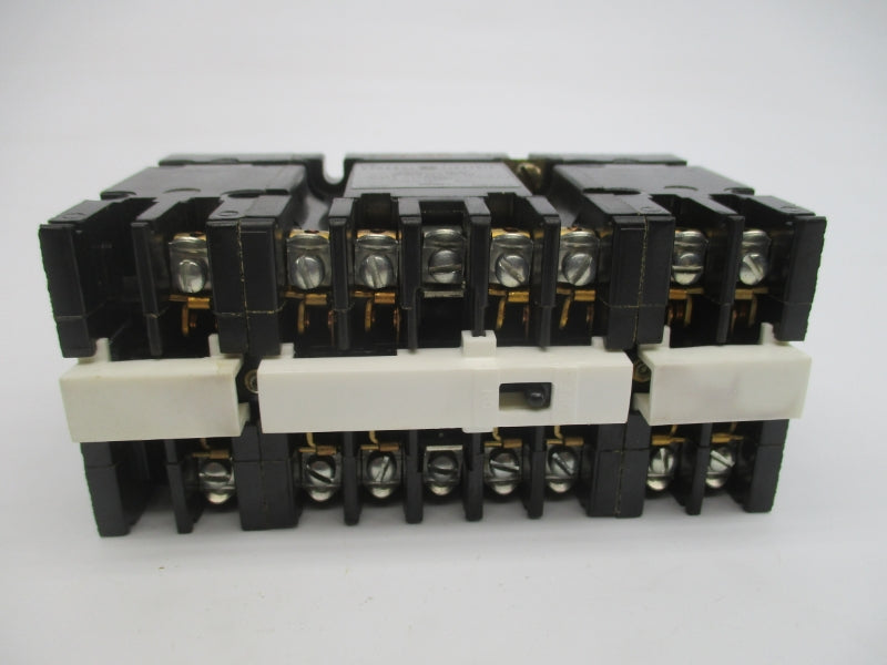 GENERAL ELECTRIC CR120AD05242AA SER. A 250VDC NSNP