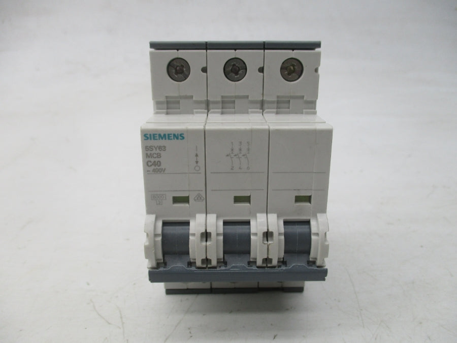 SIEMENS 5SY6340-7 400V 40A NSNP